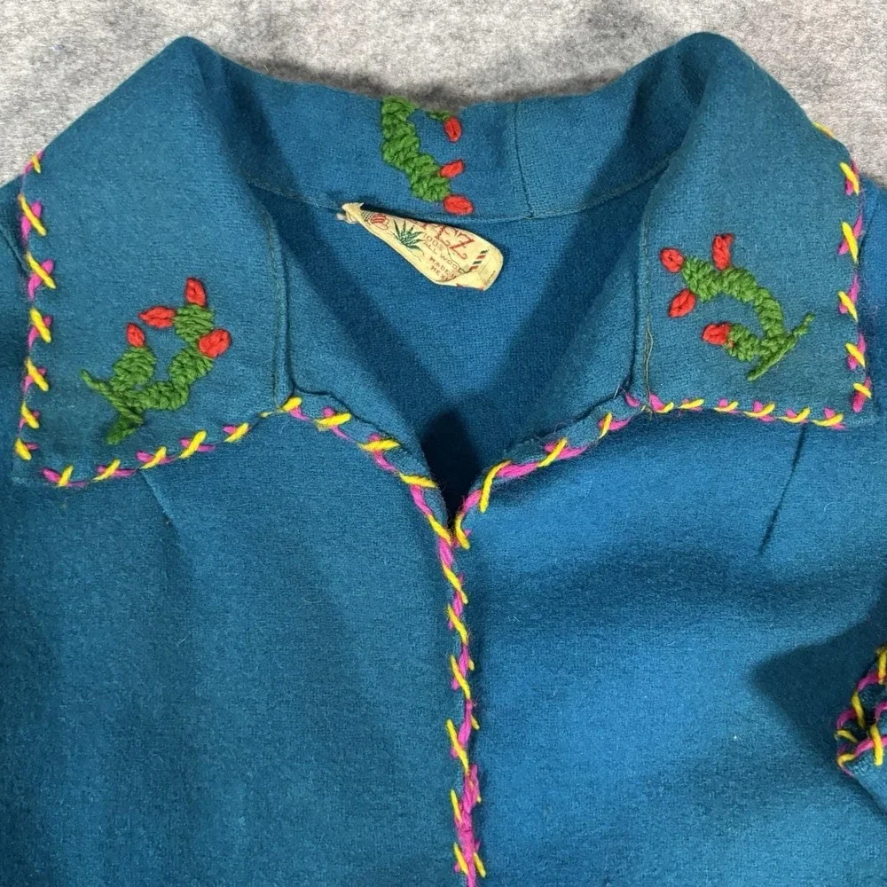 Vintage 1940s-1950s Lopez 100% Wool‎ Mexican Souvenir Jacket -Hand Embroidered